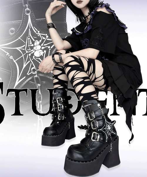 NOVESSEL（ノベセル）の「『Transfer Student/トランスファースチューデント』スパイダーチャーム厚底パンクブーツ（ブーツ・レディース・ブラック・24/23）」の4枚目の写真