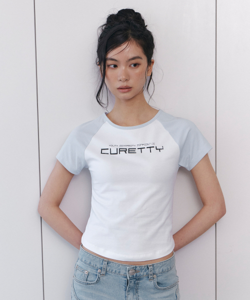 CURETTY(キュリティ)の「C CONTRAST RAGLAN SLIM T-SHIRT_LIGHT BLUE(Tシャツ/カットソー・レディース・スカイブルー・SMALL)」の2枚目の写真