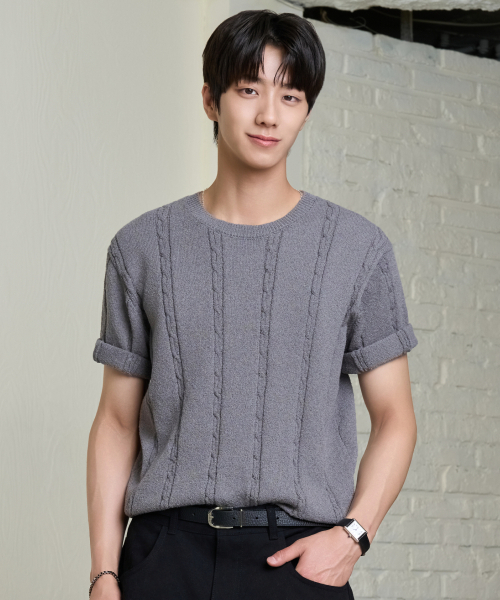 HYOJI(ヒョージ)の「26 SS ウォッシャブルケーブルラウンドクロップニット(6カラー)(ニット/セーター・メンズ・アイボリー/ブラック/ネイビー/ブラウン/レッド/チャコール・M/L/XL)」の7枚目の写真