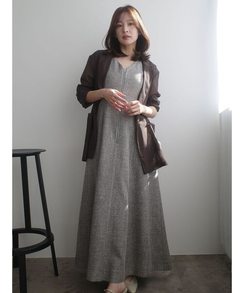 LAGUNAMOON（ラグナムーン）の「フロントZIPミックスカラーワンピース 【夏服】（ワンピース・レディース・レッド/ブラック/ベージュ/グリーン・SMALL/MEDIUM）」の17枚目の写真