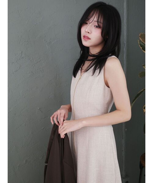 LAGUNAMOON(ラグナムーン)の「フロントZIPミックスカラーワンピース 【夏服】【オフィスカジュアル】(ワンピース・レディース・レッド/ブラック/ベージュ/グリーン・SMALL/MEDIUM)」の10枚目の写真