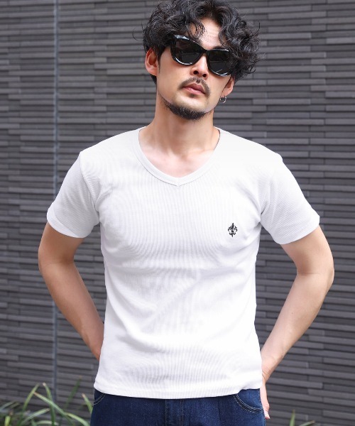 LUXSTYLE(ラグスタイル)の「テレコ刺繍VネックTシャツ(Tシャツ/カットソー・メンズ・ブラック/ホワイト・M/L)」の9枚目の写真