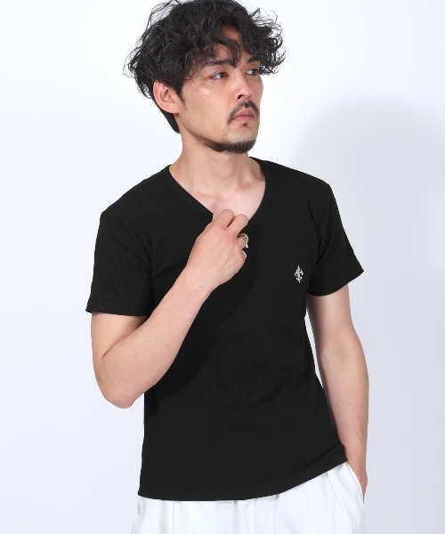LUXSTYLE(ラグスタイル)の「テレコ刺繍VネックTシャツ(Tシャツ/カットソー・メンズ・ブラック/ホワイト・M/L)」の7枚目の写真