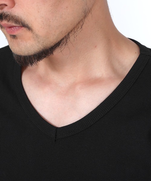 LUXSTYLE(ラグスタイル)の「テレコ刺繍VネックTシャツ(Tシャツ/カットソー・メンズ・ブラック/ホワイト・M/L)」の3枚目の写真