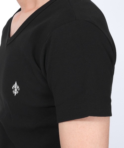 LUXSTYLE(ラグスタイル)の「テレコ刺繍VネックTシャツ(Tシャツ/カットソー・メンズ・ブラック/ホワイト・M/L)」の13枚目の写真