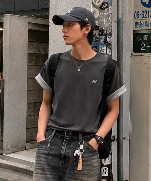 PEID(ペイド)の「PDシグネチャーロゴロールアップクロップ半袖Tシャツチャコール(Tシャツ/カットソー・メンズ・チャコール・1/2/3)」の2枚目の写真