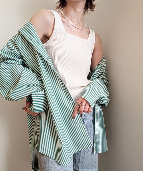 styiro(スタイロ)の「オーバーサイズストライプシャツ レディース 長袖 羽織り ビッグシャツ オフィスカジュアル 秋服(シャツ/ブラウス・レディース・ホワイト/ネイビー系/グリーン・L/M)」の14枚目の写真