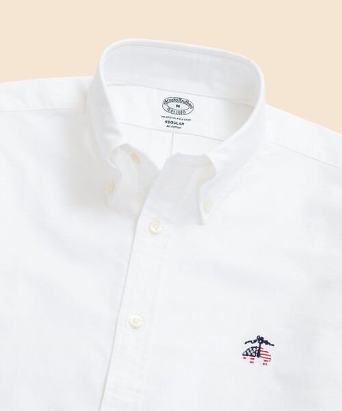 BROOKS BROTHERS(ブルックスブラザーズ)の「【アメリカ建国250th記念】オックスフォード 星条旗GFロゴ ポロカラーシャツ Regular Fit(シャツ/ブラウス・メンズ・ホワイト・SMALL/MEDIUM/LARGE)」の6枚目の写真