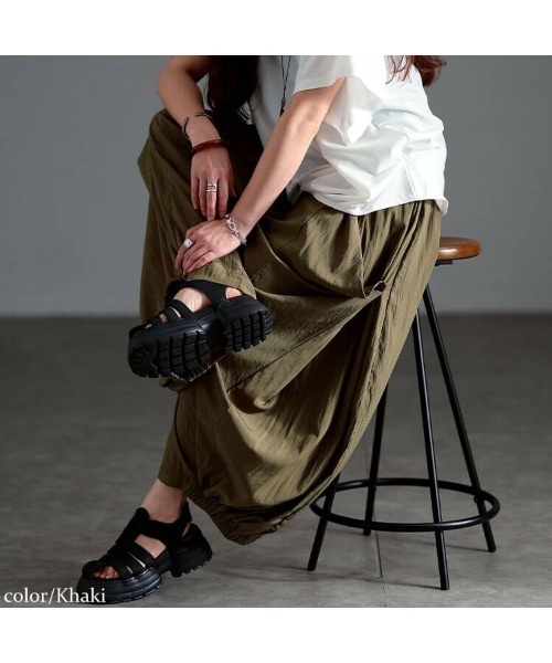 GOLDJAPAN(ゴールドジャパン)の「変形ドレープサルエルパンツ【大きいサイズ対応】(その他パンツ・レディース・ブラック/カーキ/グレー・LL~3L/4L~5L)」の11枚目の写真