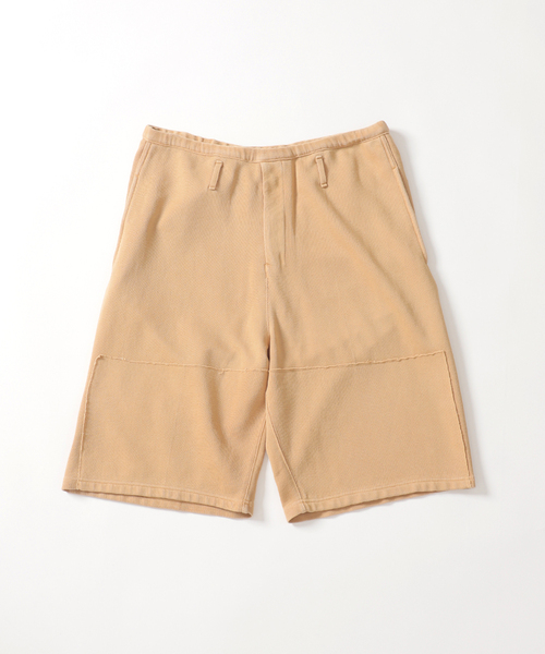 B.C STOCK(ベーセーストック)の「ハイツイストリブダブルニーショーツ(その他パンツ・メンズ・ベージュ/ブラック/ホワイト/サックスブルー・MEDIUM/LARGE)」の3枚目の写真
