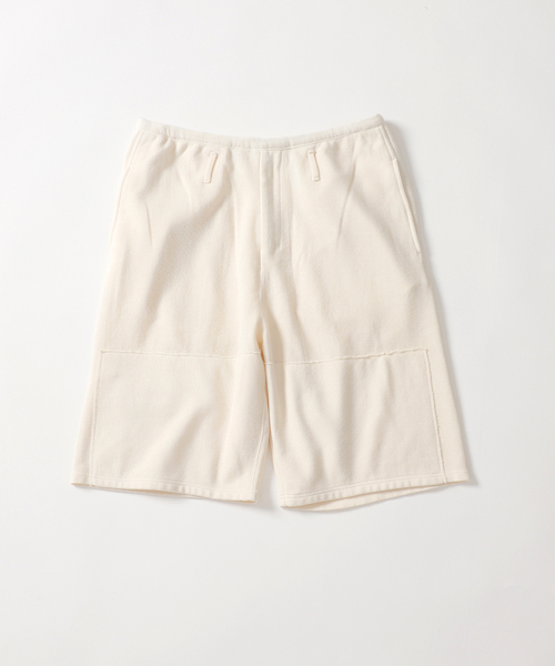 B.C STOCK(ベーセーストック)の「ハイツイストリブダブルニーショーツ(その他パンツ・メンズ・ベージュ/ブラック/ホワイト/サックスブルー・MEDIUM/LARGE)」の2枚目の写真