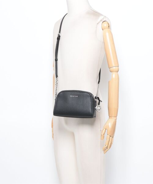 MICHAEL KORS(マイケルコース)の「ASHTON カメラ クロスボディバッグ エクストラスモール(ショルダーバッグ・レディース・ブラック・FREE)」の5枚目の写真