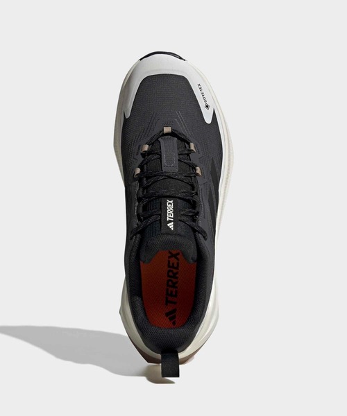 adidas(アディダス)の「テレックス トレイルメーカー 2 GORE-TEX ハイキング / Terrex Trailmaker 2 GORE-TEX Hiking / アディダス adidas(スニーカー・メンズ・ホワイト・26.0cm/26.5cm/27.0cm/27.5cm/28.0cm)」の2枚目の写真