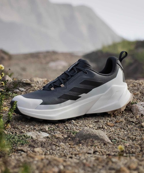 adidas(アディダス)の「テレックス トレイルメーカー 2 GORE-TEX ハイキング / Terrex Trailmaker 2 GORE-TEX Hiking / アディダス adidas(スニーカー・メンズ・ホワイト・26.0cm/26.5cm/27.0cm/27.5cm/28.0cm)」の9枚目の写真