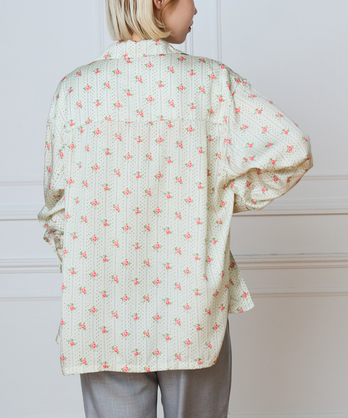 IENA LA BOUCLE(イエナラブークル)の「IENA LA BOUCLE レトロフラワープリントシャツ(シャツ/ブラウス・レディース・ストーン・FREE)」の7枚目の写真