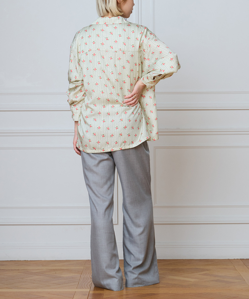 IENA LA BOUCLE(イエナラブークル)の「IENA LA BOUCLE レトロフラワープリントシャツ(シャツ/ブラウス・レディース・ストーン・FREE)」の11枚目の写真
