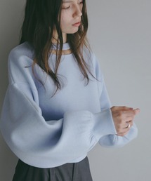 MOON SLASH NECK KNIT