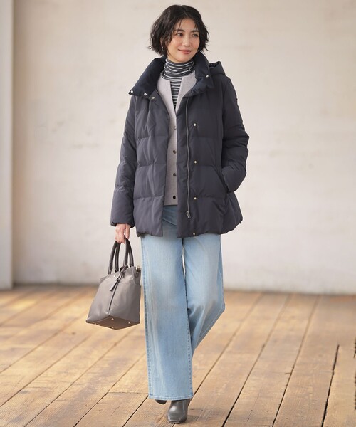 J.PRESS(ジェイプレス)の「【季節の変わり目に】キーネック ブルゾン(ブルゾン・レディース・ブラウン系/ライトグレー系/グレー系・MEDIUM/LARGE)」の4枚目の写真