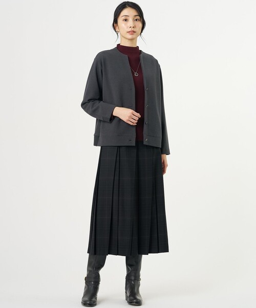 J.PRESS(ジェイプレス)の「【季節の変わり目に】キーネック ブルゾン(ブルゾン・レディース・ブラウン系/ライトグレー系/グレー系・MEDIUM/LARGE)」の8枚目の写真