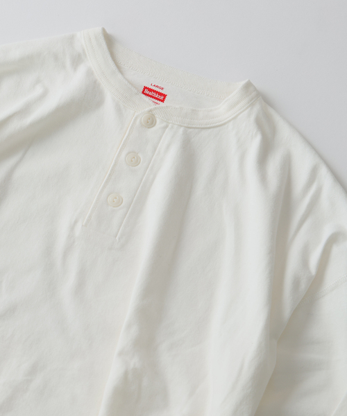 Healthknit(ヘルスニット)の「Healthknit / ヘルスニット 別注 ヘンリーネック ロンT(Tシャツ/カットソー・メンズ・ホワイト/ブラック系その他/グレー・X-LARGE/MEDIUM/SMALL/LARGE)」の13枚目の写真