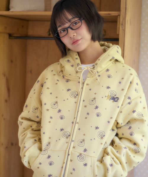 ambler(エムブラー)の「CURLY STAR 刺繍ジップアップパーカー ジップアップジャケット AZIP902 (イエロー)(パーカー・レディース・イエロー・MEDIUM/SMALL)」の4枚目の写真