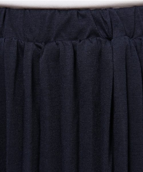 earth music&ecology(アースミュージックアンドエコロジー)の「【2016Summer】プリーツカットロングスカート(スカート・レディース・LT.Gray/ベージュ/ネイビー・FREE)」の5枚目の写真