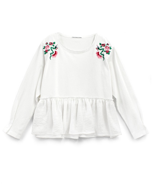 RNA（アールエヌエー）の「M0615 裾切り替えギャザープルオーバー（Tシャツ/カットソー・レディース・ホワイト/ブラック/ベビーピンク・MEDIUM）」の4枚目の写真