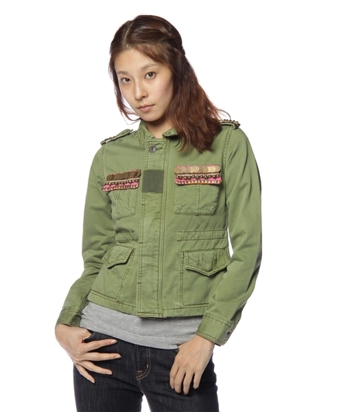 Another Edition（アナザーエディション）の「AE COIN JQD TAPE M65（ミリタリージャケット・レディース・ブラック/オリーブ/ケリー・SMALL/MEDIUM）」の3枚目の写真