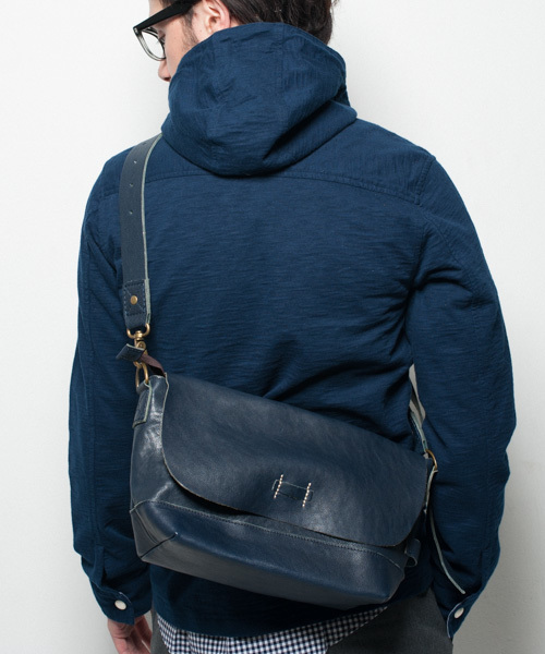 green label relaxing（グリーンレーベルリラクシング）の「レザー