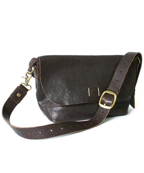 green label relaxing（グリーンレーベルリラクシング）の「レザー