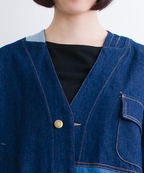 MERLOT（メルロー）の「パッチワークノーカラーデニムGジャン2220（デニムジャケット・レディース・ネイビー/ライトブルー・FREE）」の9枚目の写真