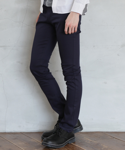 TopIsm(トップイズム)の「ストレッチ チノ スキニーパンツ(チノパンツ・メンズ・グリーン系カモフラージュ/チェック/ベージュ/ブラック/チャコールグレー×ブラック/チャコール/グレー系カモフラージュ/ホワイト/カーキ/ワイン/ネイビー・L/LL/M/S/3L)」の7枚目の写真