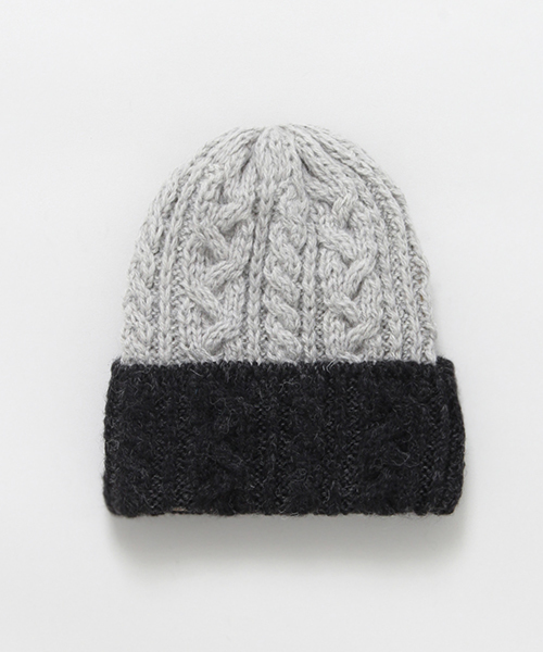 かぐれ(カグレ)の「HIGHLAND 2000 CONTRAST BOBCAP(ニットキャップ/ビーニー・レディース・チャコールグレー/ライトグレー/アイボリー・FREE)」の3枚目の写真