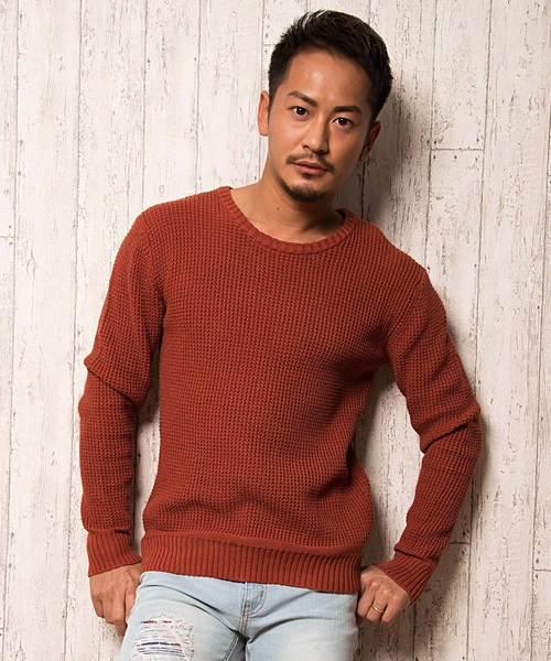 CavariA(キャバリア)の「『CavariA/キャバリア』ラーベン編みクルーネック長袖ニットセーター(ニット/セーター・メンズ・ベージュ/サックスブルー/パープル/テラコッタ/ピンク/ホワイト/インディゴブルー/ブラック/ネイビー/グレー/グリーン系その他/イエロー/ラベンダー/ミント/クリーム/ブラウン/カーキ/グリーン・M/L)」の5枚目の写真