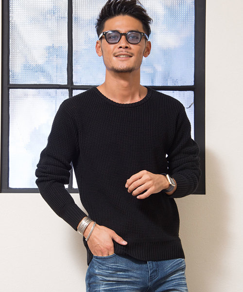 CavariA(キャバリア)の「『CavariA/キャバリア』ラーベン編みクルーネック長袖ニットセーター(ニット/セーター・メンズ・ベージュ/サックスブルー/パープル/テラコッタ/ピンク/ホワイト/インディゴブルー/ブラック/ネイビー/グレー/グリーン系その他/イエロー/ラベンダー/ミント/クリーム/ブラウン/カーキ/グリーン・M/L)」の2枚目の写真