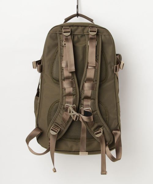 F/CE. （エフシーイー）の「【F/CE.】 AU TYPE A TRAVELBP（バックパック/リュック・メンズ・ブラック/カーキ・FREE）」の7枚目の写真