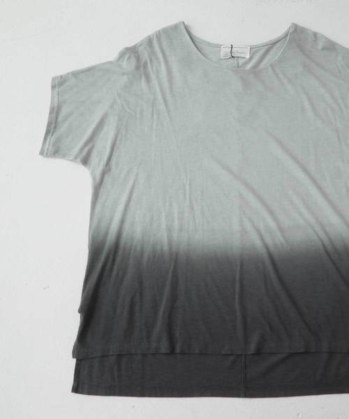 antiqua（アンティカ）の「ムラ染めTシャツ（Tシャツ/カットソー・レディース・グレー系その他/ベージュ系その他・FREE）」の4枚目の写真