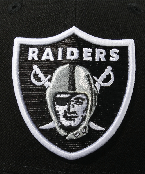 NEW ERA(ニューエラ)の「WEGO/59FIFTY RAIDERS(キャップ・メンズ・ブラック・SMALL/MEDIUM/LARGE)」の5枚目の写真