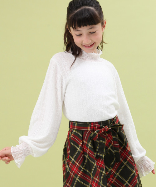 GLOBAL WORK（グローバルワーク）の「【ジュニア】レースハイネックPO長袖/800921（シャツ/ブラウス・キッズ・ホワイト/イエロー/ブラック・LARGE/MEDIUM）」の2枚目の写真