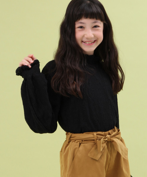 GLOBAL WORK（グローバルワーク）の「【ジュニア】レースハイネックPO長袖/800921（シャツ/ブラウス・キッズ・ホワイト/イエロー/ブラック・LARGE/MEDIUM）」の3枚目の写真