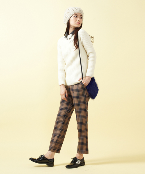 UNITED ARROWS（ユナイテッドアローズ）の「UAB チェック パンツ†(mg1312uC)◆◆◆（その他パンツ・レディース・ベージュ/ネイビー・34/36/38/40）」の9枚目の写真