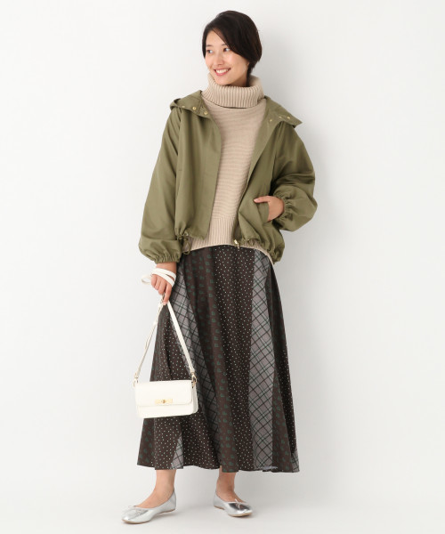 GLOBAL WORK（グローバルワーク）の「洗えるガータータートルプルオーバー/822613（ニット/セーター・レディース・オフホワイト/ホワイト系その他/ベージュ/ブルー/イエロー・MEDIUM/LARGE）」の12枚目の写真