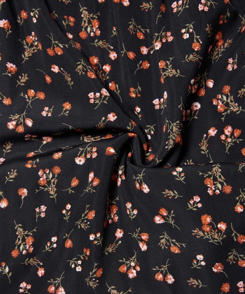 fifth(フィフス)の「小花柄カシュクールロングワンピース(ワンピース・レディース・イエロー/ブラック/ホワイト・MEDIUM)」の9枚目の写真