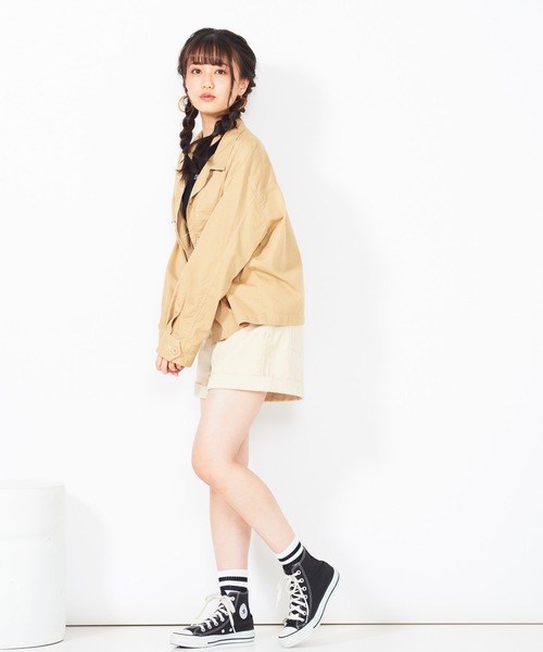 WEGO（ウィゴー）の「WEGO/BIGポケットクロップドシャツ（シャツ/ブラウス・レディース・カーキ/ベージュ/ブラック・FREE）」の4枚目の写真