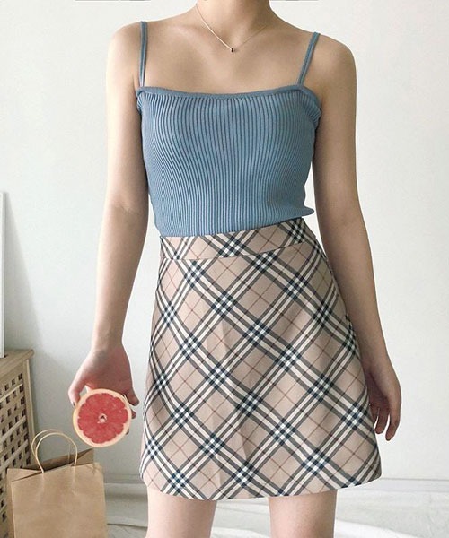 urge：（アージコロン ）の「【URGE：】☆CanCam掲載アイテム☆ レーヨンリブキャミソール（キャミソール・レディース・ブラック/ベージュ/ブラウン/オフホワイト/ピンク/イエロー/ブルー/ライトグリーン・FREE/SMALL/MEDIUM/LARGE）」の16枚目の写真