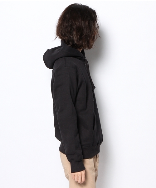 Champion(チャンピオン)の「WEGO/Championワッペンパーカー(パーカー・メンズ・ブラック/ネイビー・MEDIUM/LARGE)」の4枚目の写真