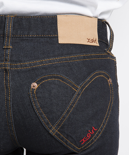 X-girl(エックスガール)の「HEART POCKET SKINNY JEANS(デニムパンツ・レディース・ブラック/インディゴブルー/ライトインディゴブルー・26inch/27inch/24inch/25inch)」の9枚目の写真