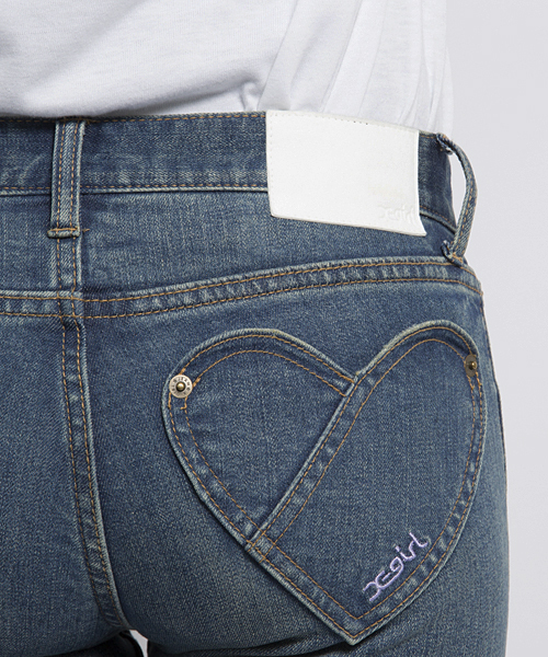 X-girl(エックスガール)の「HEART POCKET SKINNY JEANS(デニムパンツ・レディース・ブラック/インディゴブルー/ライトインディゴブルー・26inch/27inch/24inch/25inch)」の10枚目の写真