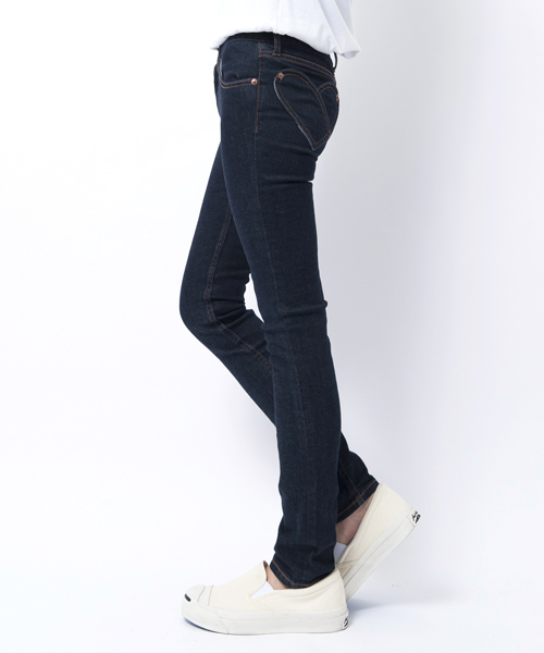 X-girl(エックスガール)の「HEART POCKET SKINNY JEANS(デニムパンツ・レディース・ブラック/インディゴブルー/ライトインディゴブルー・26inch/27inch/24inch/25inch)」の16枚目の写真