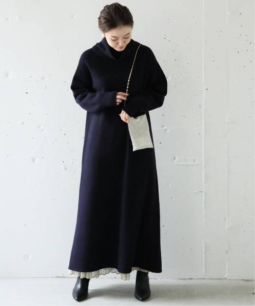 IENA（イエナ）の「BIGニットワンピース◆（ワンピース・レディース・ネイビー/アイボリー/ダークブルー・FREE）」の6枚目の写真